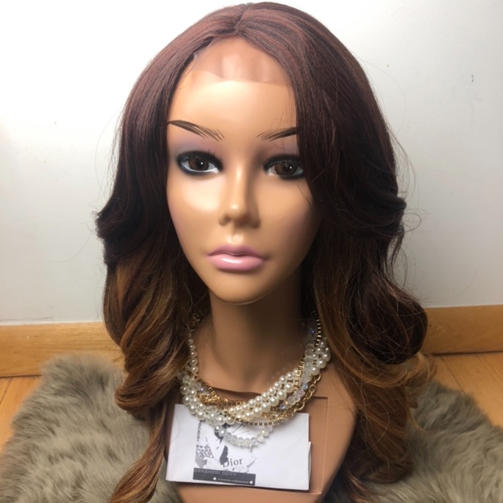 💕Ombré curly LaceFront wig *NWT*💕
Arrives New - Picture 7 of 8